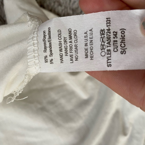 EE:Some Off the Shoulder Long Sleeve Blouse - Picture 5 of 5